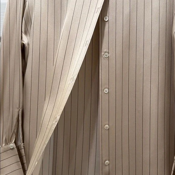 Anine Bing - Picture 2 of 3